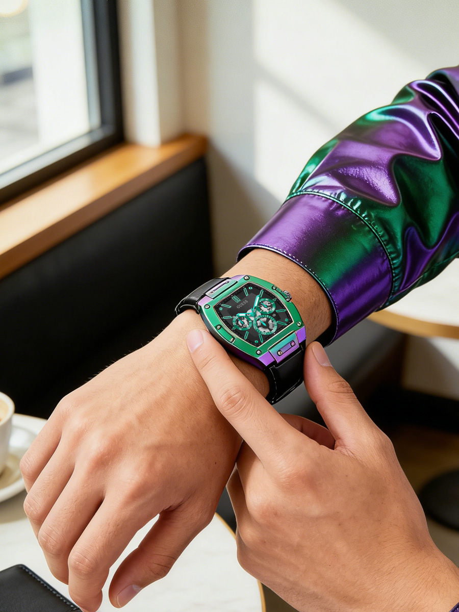 Montre de sport pour homme GUE - Smartwatch Guess avis et prix